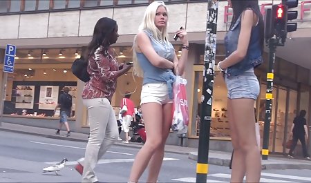 استریپتاز لاتینا لین مکزیکی Curvy سپس به Blowjob فلم سکس زن با سک می دهد